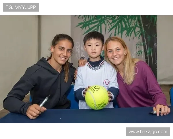 南京网球队与成都网球队赛后复盘分析比赛经验与战术调整探讨 南京网球队与成都网球队赛后复盘分析比赛经验与战术调整探讨