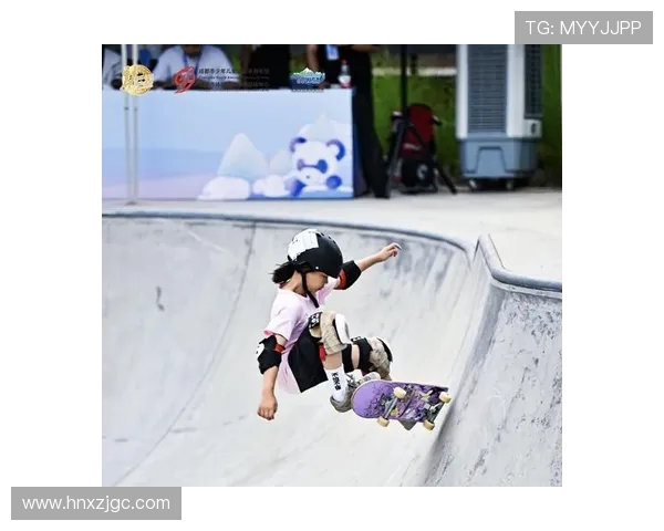 成都滑板队包夹战术分析与成效评估探讨