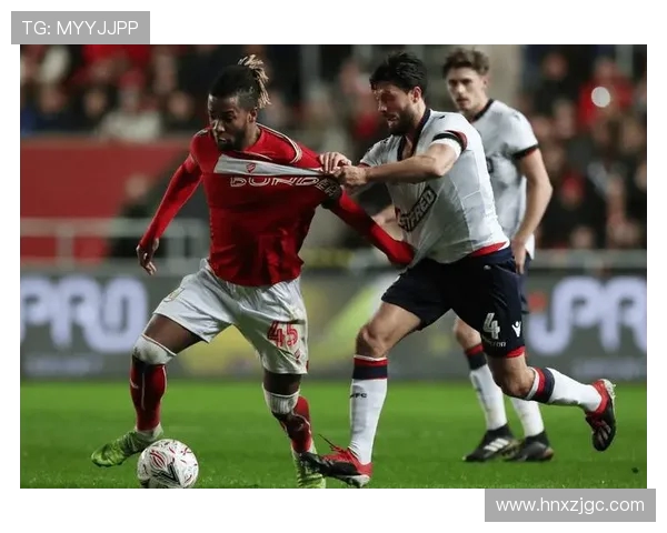 斯托克港与西汉的激烈对决揭示英超新赛季的精彩与悬念 斯托克港与西汉的激烈对决揭示英超新赛季的精彩与悬念